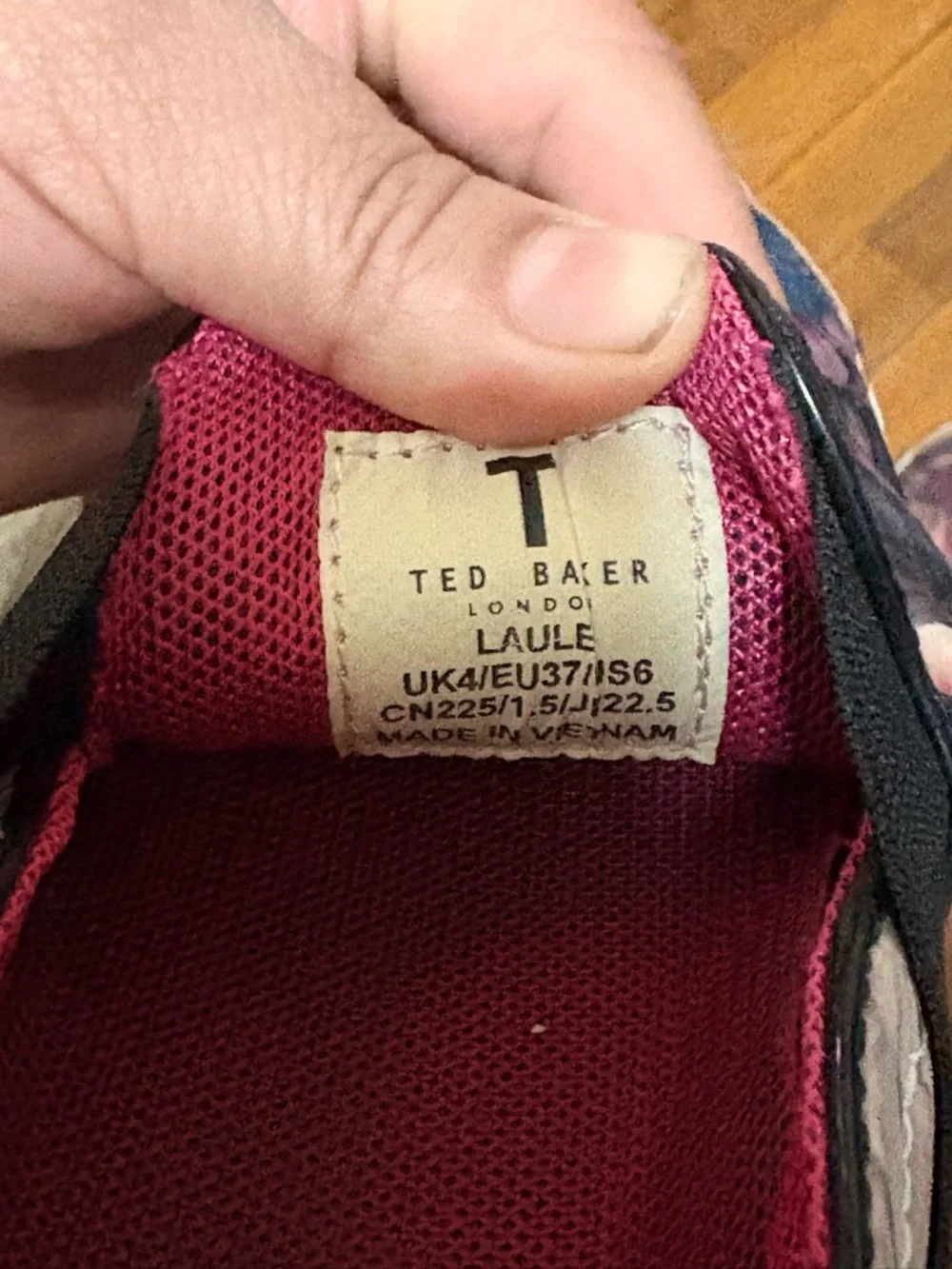 Ted Baker Laulei Women's floral slip on sneakers trainers. - Picture 7 of 8